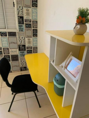 AP com garagem e piscina, prox aeroporto, shoppings